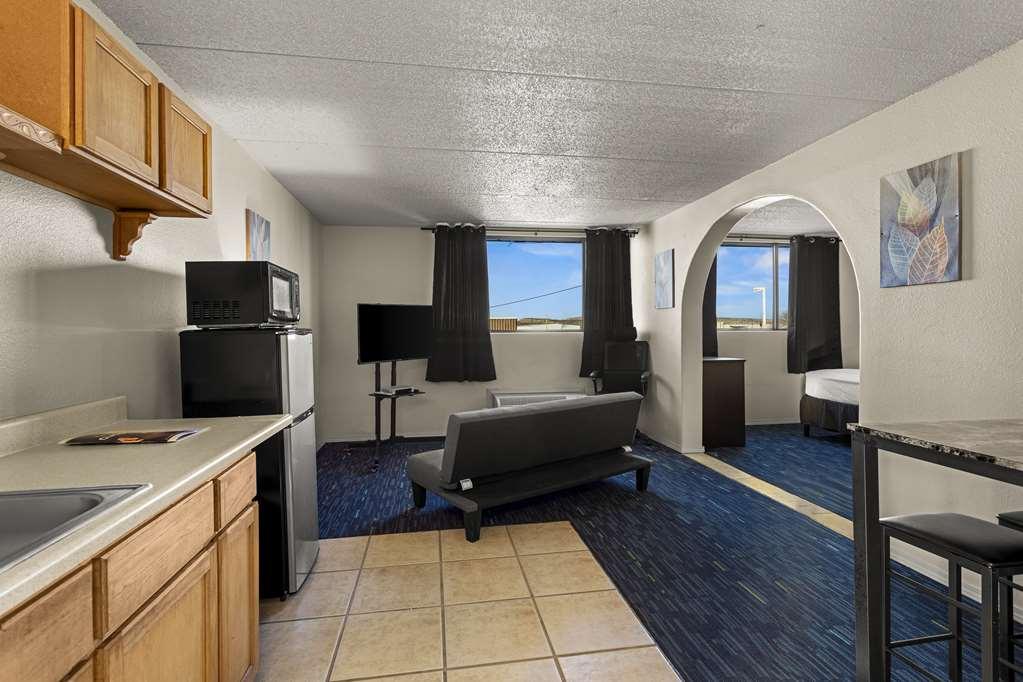 Americas Value Hotel